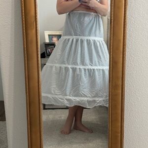 White Tiered Midi petty coat. Skirt - Casual Feminine Style